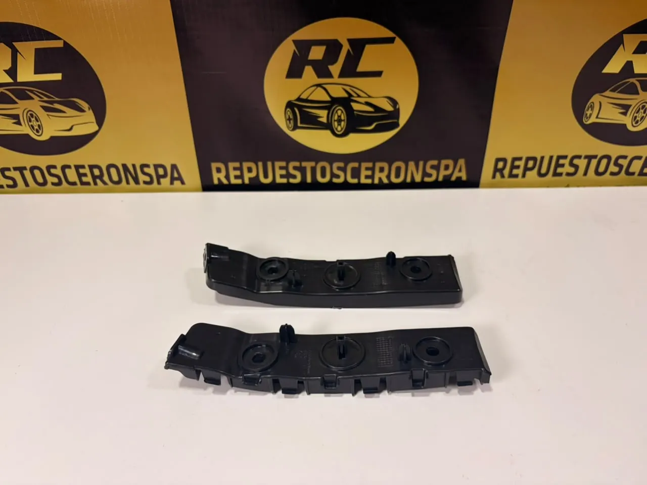 Soportes de parachoques (par), foto 1 de 3