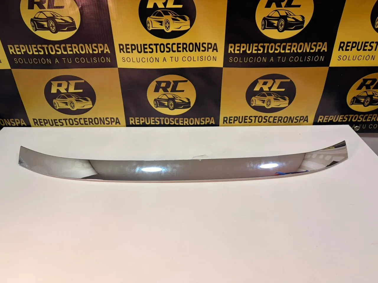 Moldura cromada, foto 2 de 2