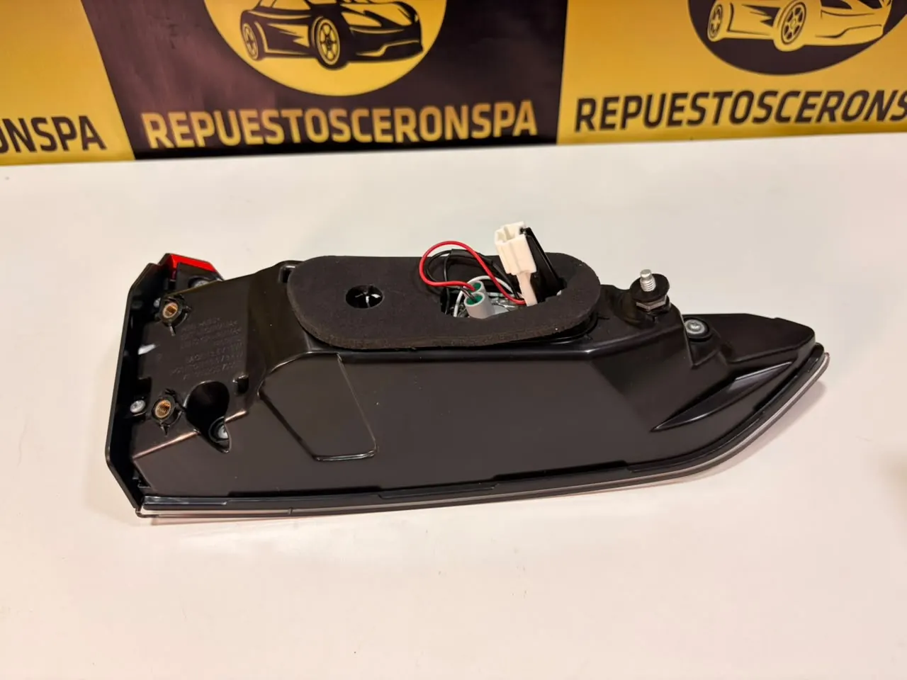 Foco trasero interior (portalón), foto 3 de 3