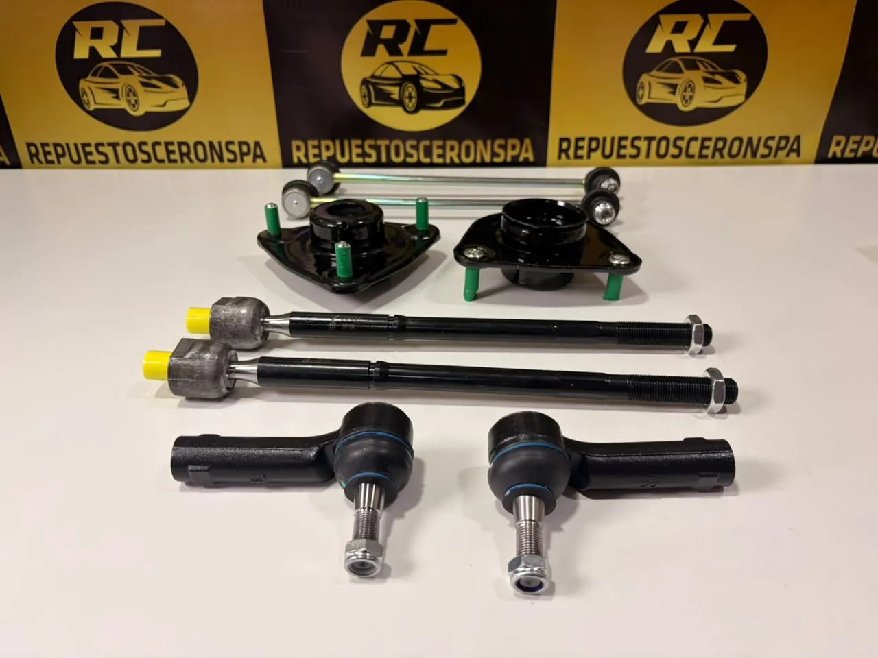 Kit tren delantero: bieletas, bases de amortiguador, axiales y terminales, foto 1 de 5